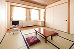 富士緑の休暇村の客室の一例 明るくゆったりお過ごし頂けるお部屋