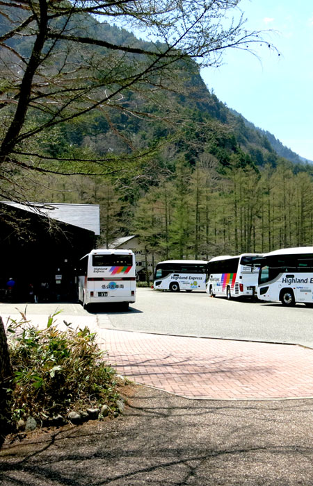 さわやか信州号 上高地への高速バス バスツアーのアップオン