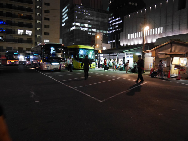 プラザモータープール 大阪 梅田 中津 行き方 お役立ち情報 大阪発着高速バス 夜行バス アップオン