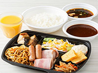 朝食会場にはテイクアウト用の容器もあります。朝が弱い人にはウレシイ♪