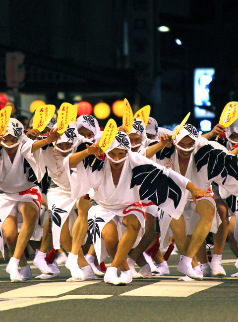 見る阿呆も踊る阿呆もok 阿波おどり日帰りツアー バスツアーのアップオン