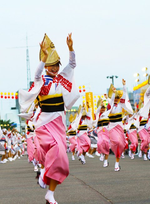 見る阿呆も踊る阿呆もok 阿波おどり日帰りツアー バスツアーのアップオン